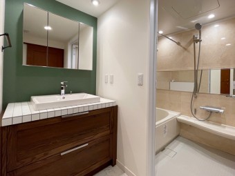 こだわりの水廻り設備と内装で心地よい住まいを